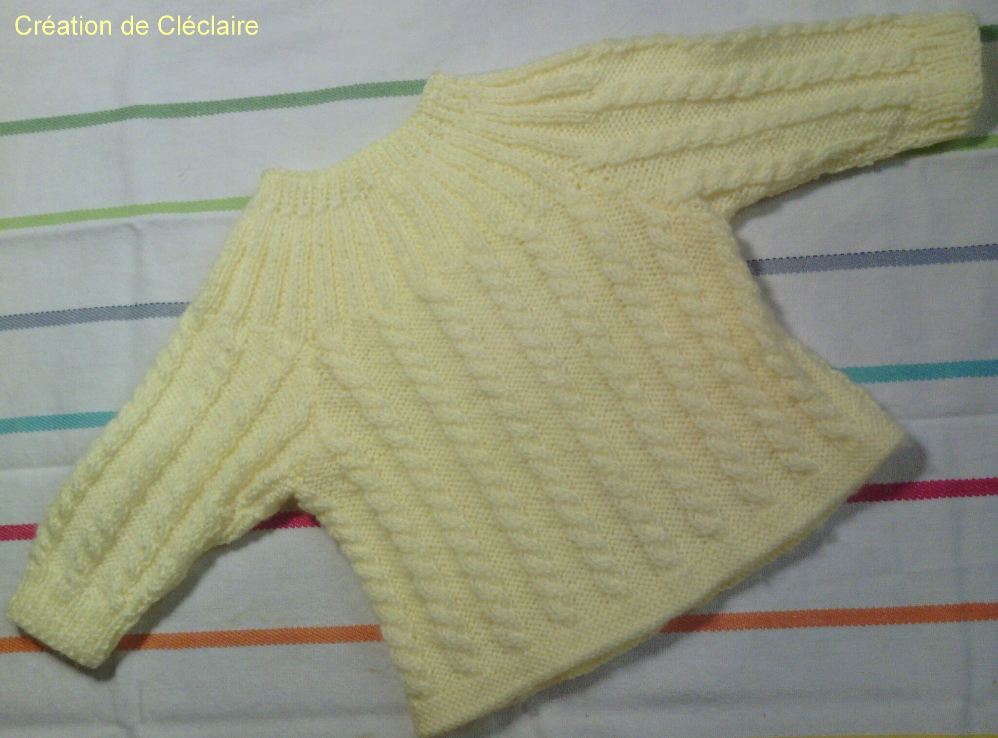 comment tricoter une brassiere pour bebe en video