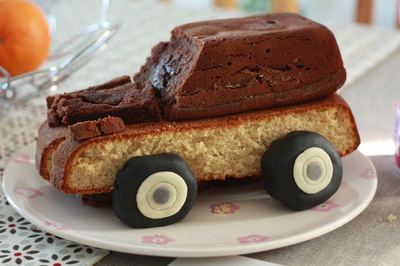 Gâteau 3D voiture coccinelle Féerie cakeFéerie cake - gateau anniversaire voiture