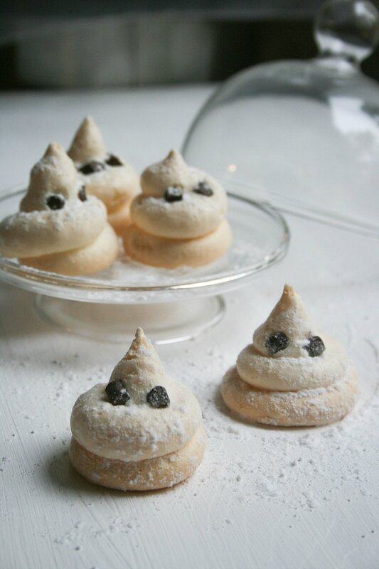 Meringues fantômes - Minouchka 1