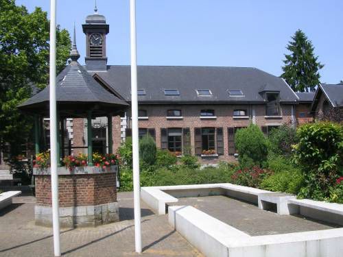 ferme du chateau loverval Centre sportif adeps de la ferme du château, loverval, belgium 933 j'aime 8 en parlent 1 730 personnes étaient ici service de la fédération. ferme du chateau loverval Centre sportif adeps de la ferme du château, loverval, belgium 933 j'aime 8 en parlent 1 730 personnes étaient ici service de la fédération.