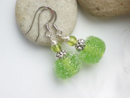 boucles-d-oreille-boucles-d-oreilles-perle-en-verre-d-964627-bo12