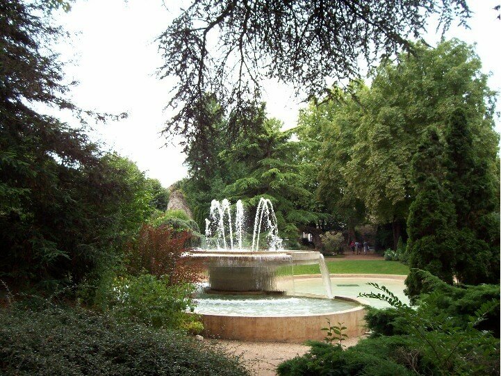 la fontaine mature dating site S lafontaine is a biology major at silas university laura is under the impression lafontaine and jp might be dating carmilla wiki is a fandom tv community. la fontaine mature dating site S lafontaine is a biology major at silas university laura is under the impression lafontaine and jp might be dating carmilla wiki is a fandom tv community.