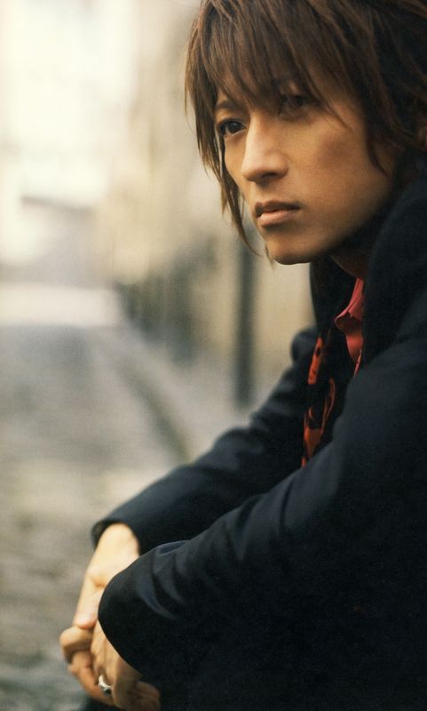 Vrai nom : <b>Tetsuya Ogawa</b> Date de naissance : 3 octobre 1969 - 52020570