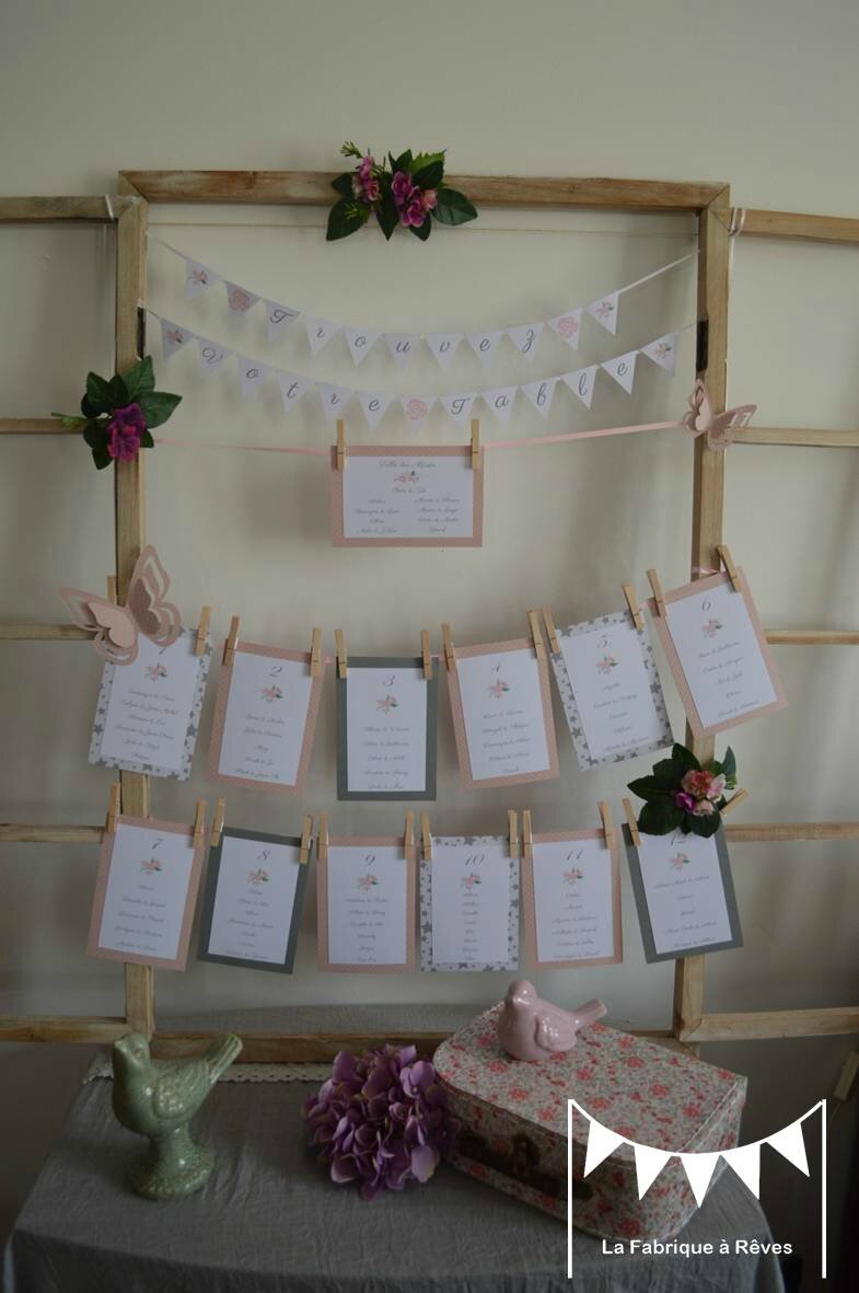 Plan de table fanions et cartons mariage gris et rose poudré ...