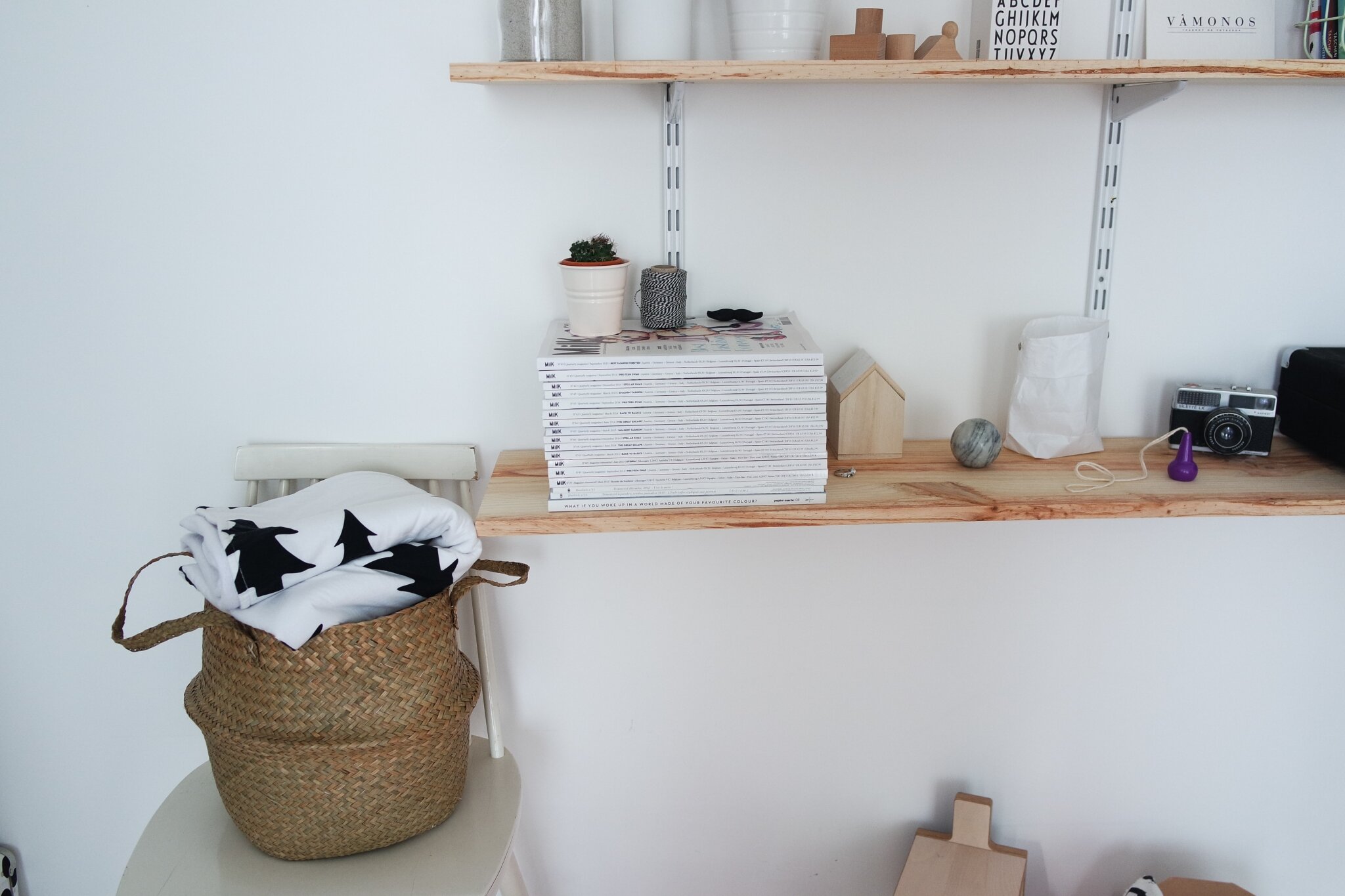 Diy étagères esprit scandinave emilie sans chichi...