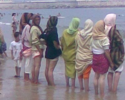 da5alna 3likom balah wach hado 3yalat wala chi5at hhhhhh kay3omo