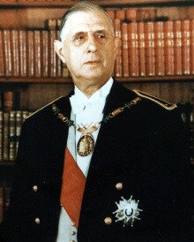 charles-de-gaulle-portrait-officiel