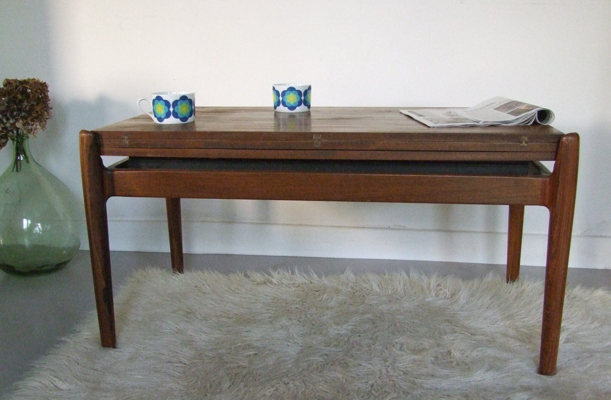 table relevable scandinave