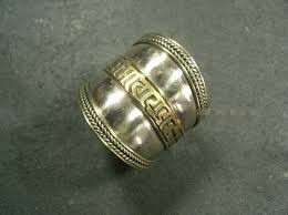 SUPERBE_BAGUE_DE_CHANCE___MA_TRE_DU_MONDE_MYSTIQUE