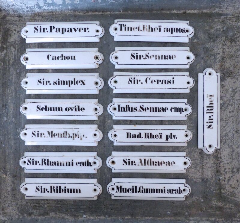 2018-01 Plaques d'apothicaire (1)