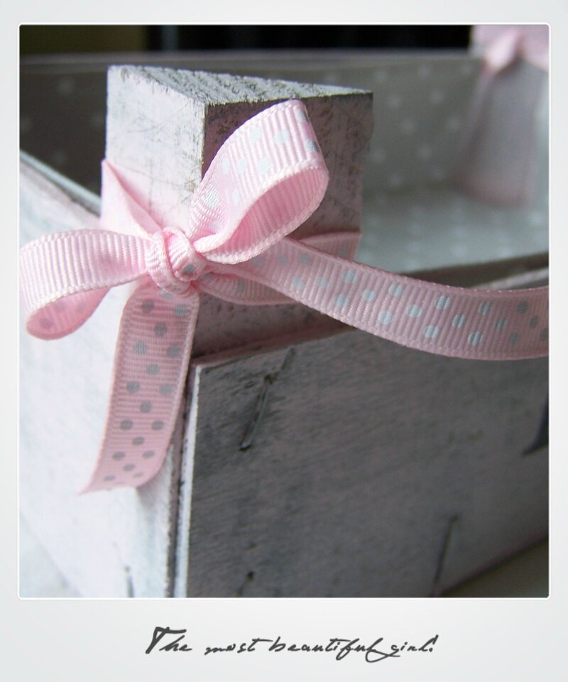 Comment Habiller Une Cagette A Clementines Pour En Faire Un Joli Emballage Cadeau Diy Tableware Napkins