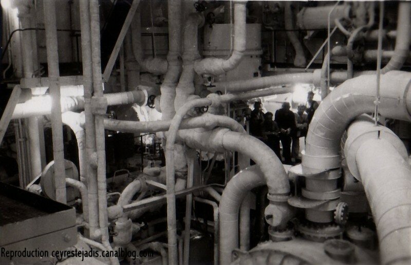 DANS CHANTIERS NAVALS dans chantiers navals: