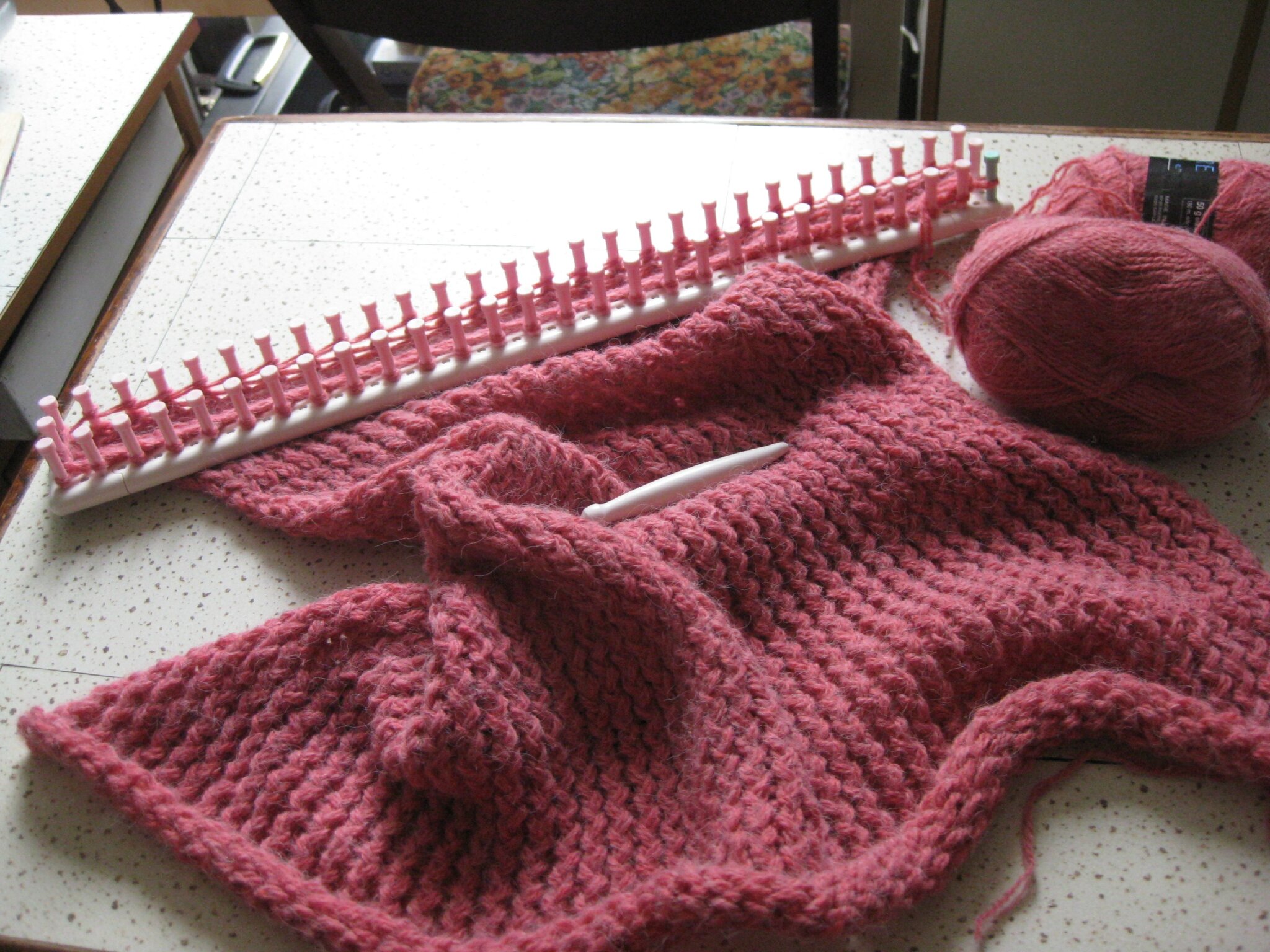tricoter une echarpe avec un tricotin rond