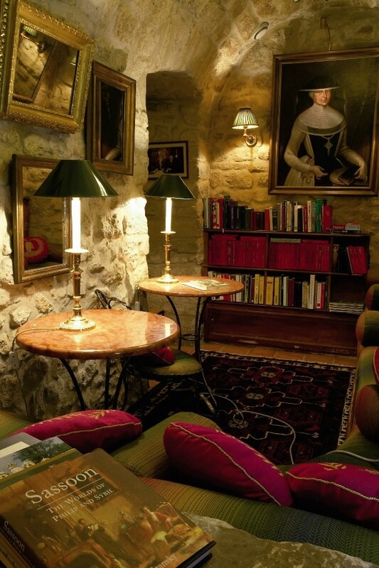 Interior+dEsign-+Glamorous HOTEL PARIS Duc de St Simon (28)