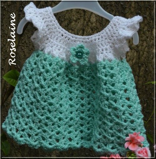 Une Robe Au Crochet Pour Bebe Je Tricote Tu Crochetes