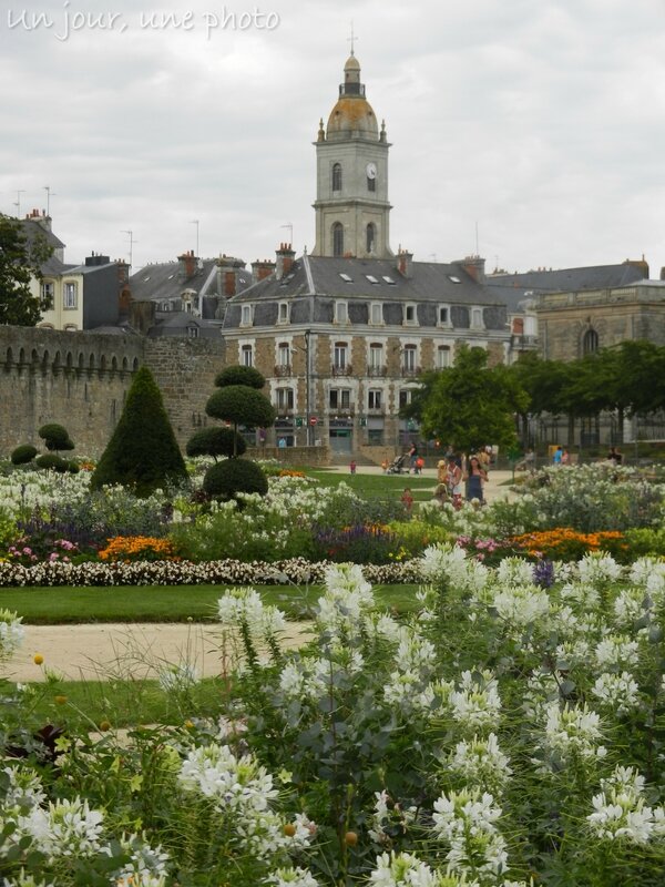 && Vannes (41)