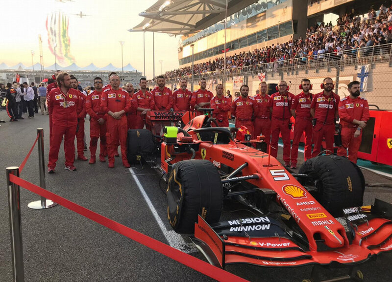 2019-Abu Dhabi-SF90-Staff Vettel