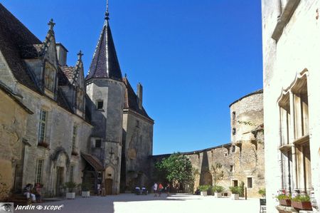 Chateau-de-Chateauneuf-en-Auxois-5