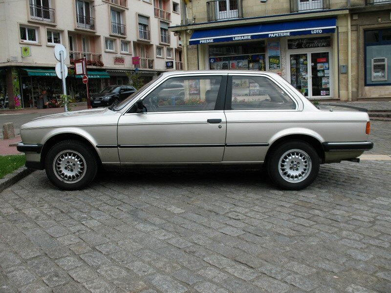 BMW320iE303ppf