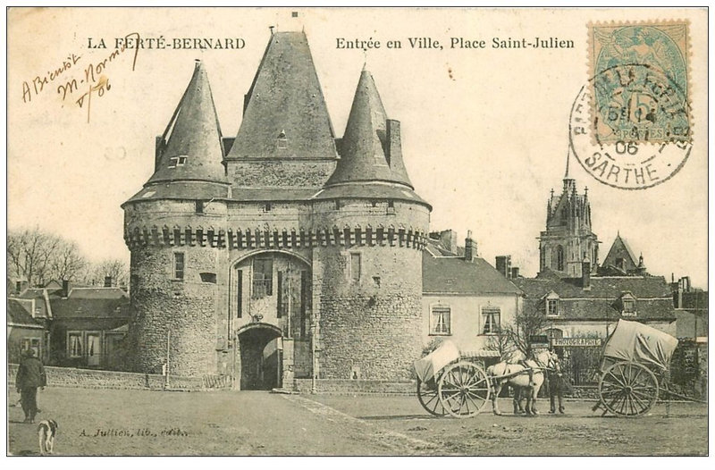 carte-postale-ancienne-72-la-ferte-bernard-place-saint-julien-attelages-et-panneau-photographies-1906