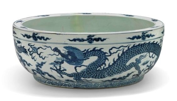 A rare large blue and white 'Dragon' basin, Ming dynasty, 16th century