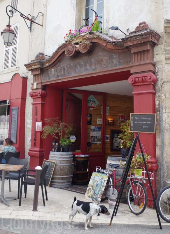 && Cognac ancien garage (1)