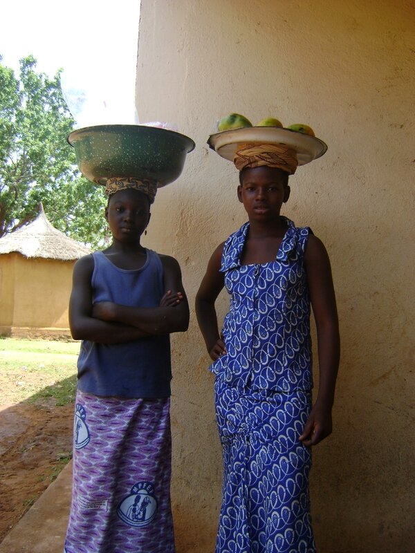 Fanta (à droite) et son amie