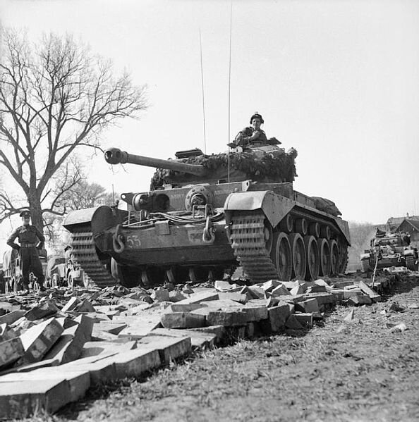 Comet_tanks_of_the_2nd_Fife_and_Forfar_Yeomanry, _11th_Armoured_Division, _crossing_the_Weser_at_Petershagen, _Germany, _7_April_1945__BU3200