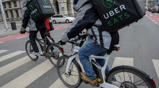 648x360_un-livreur-d-ubereats