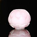 A pink glass brushwasher in lotos shape, China, 19th ct. © 2010 Nagel