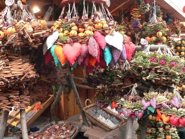 5 Marche De Noel En Hongrie Budapest J Y Suis Gris Perle Rose Poudre