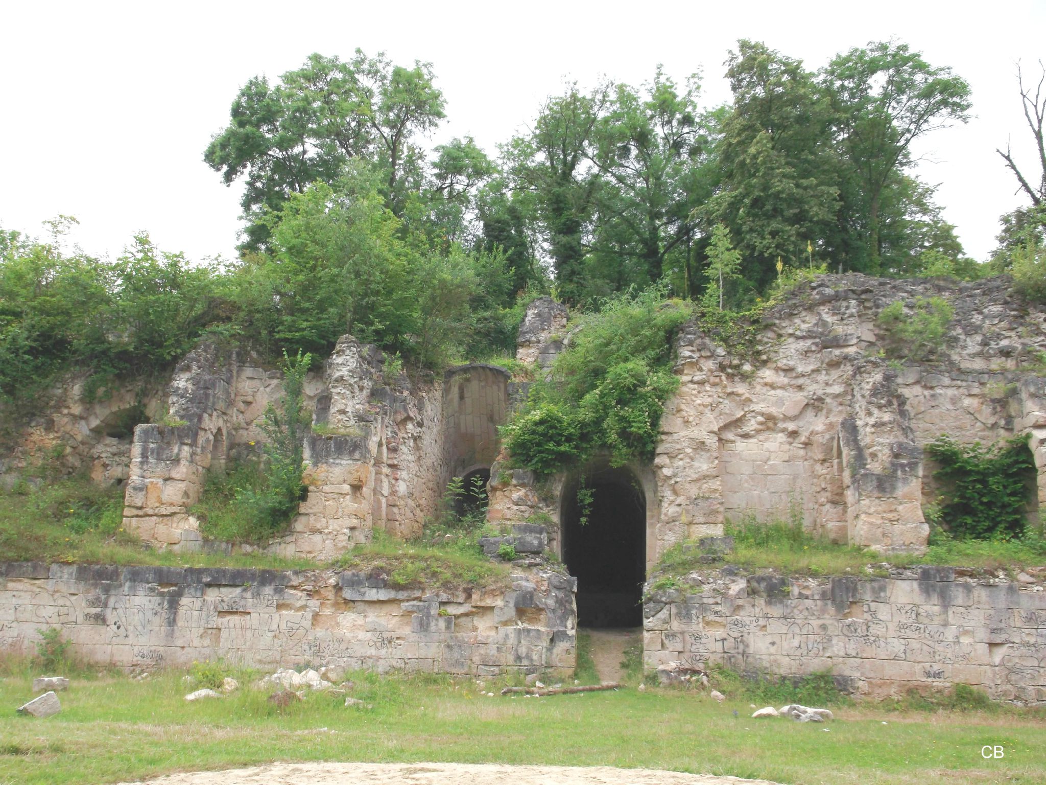Le Chateau De Verneuil En Halatte Balade Photos