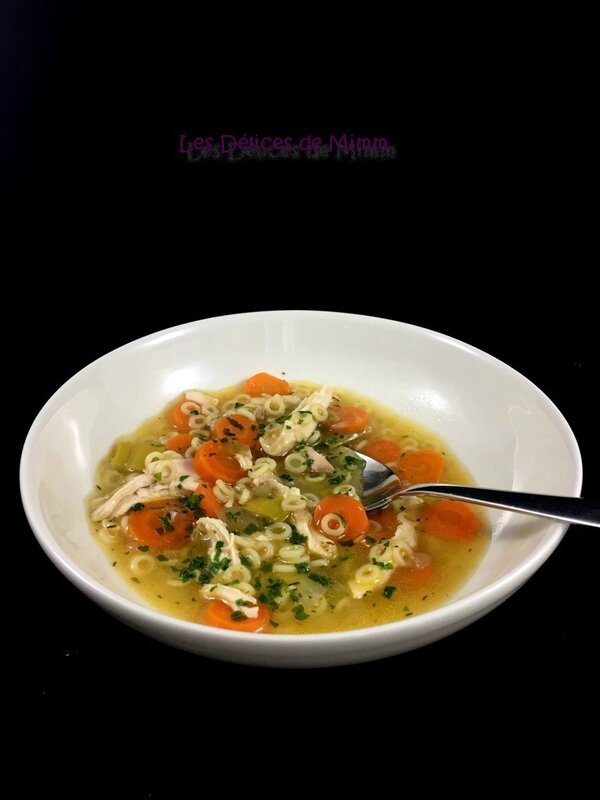 Soupe de poulet (avec un reste de poulet rôti) 4