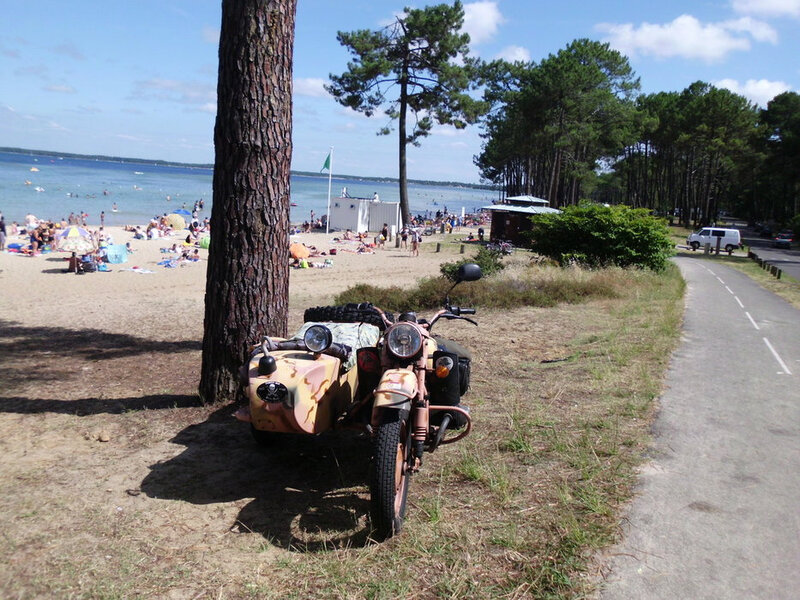 Photo-moto-corto-bar-lac-biscarosse