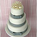 Wedding cake blanc et Gris 1