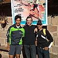 250 - Dawa Sherpa et un coureur marocain du 22km