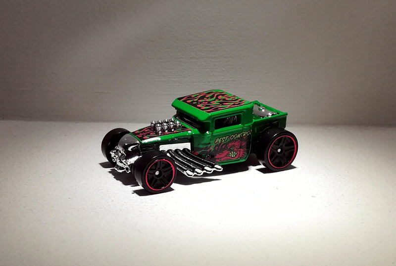 Bone Shaker (Hotwheels) 02 (2)