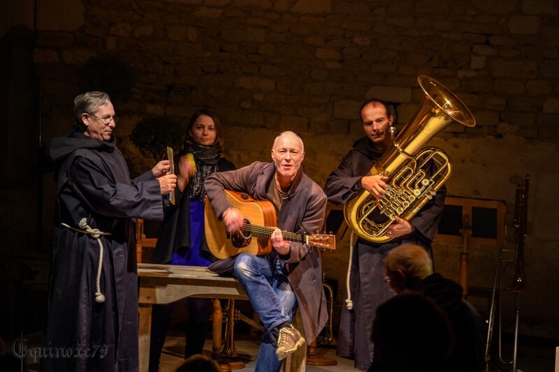 Conte musical l homme de Noël à l'abbaye de Maillezais