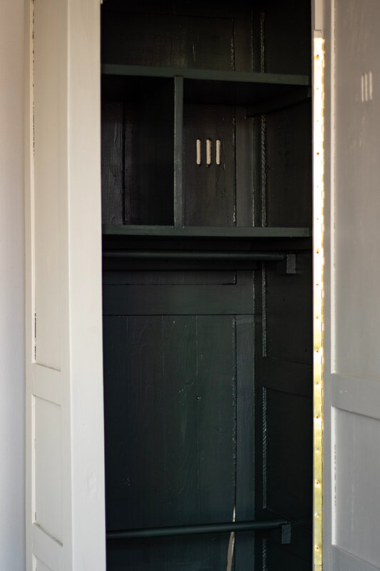 armoire-parisienne-peinte-TRENDY-LITTLE