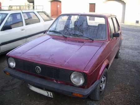 VolkswagenGolfGLav1
