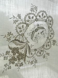 Monogramme mouchoir