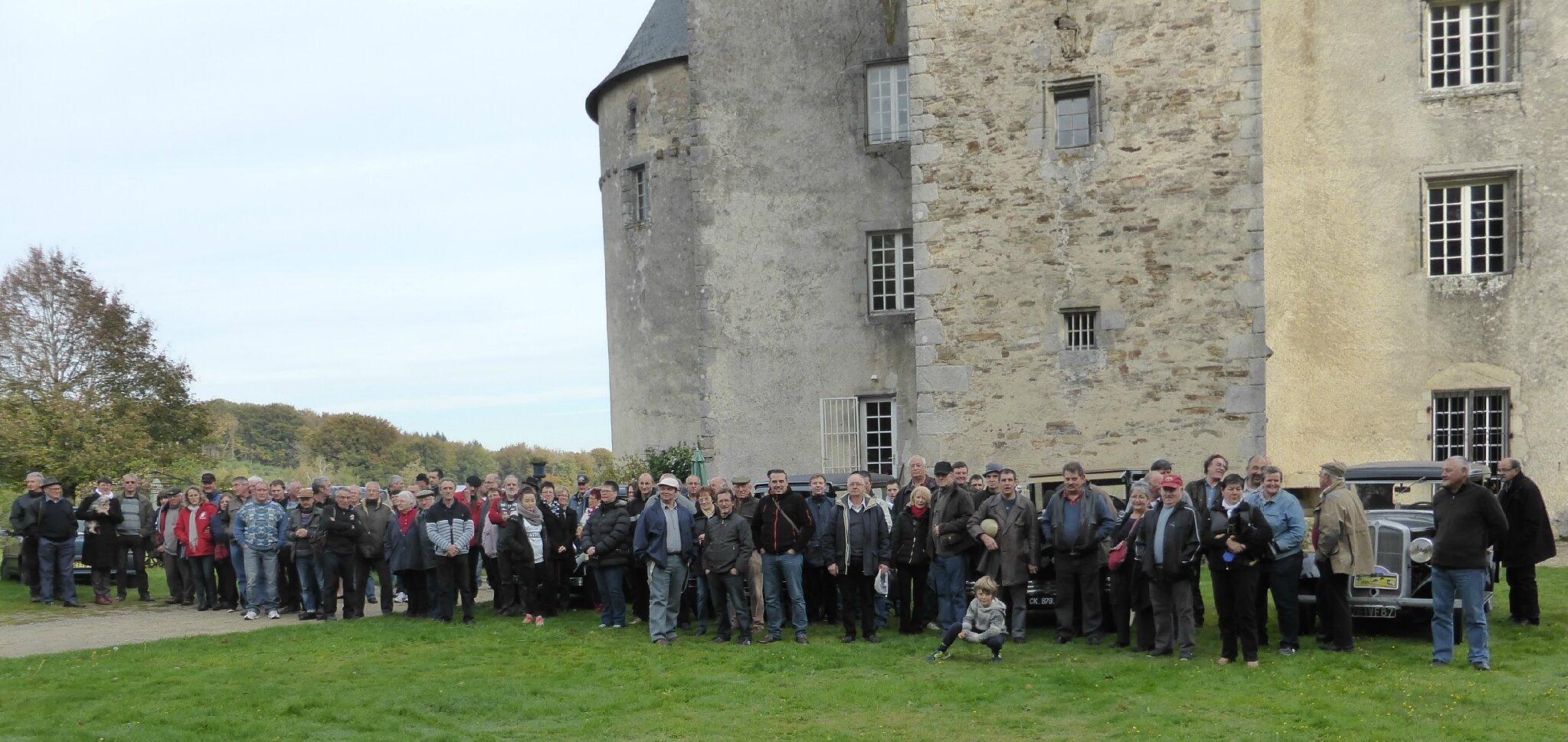 Fête Cidre et Cochon à Champagnac la Rivière dimanche 18 octobre 2015. Mécanic' Passion