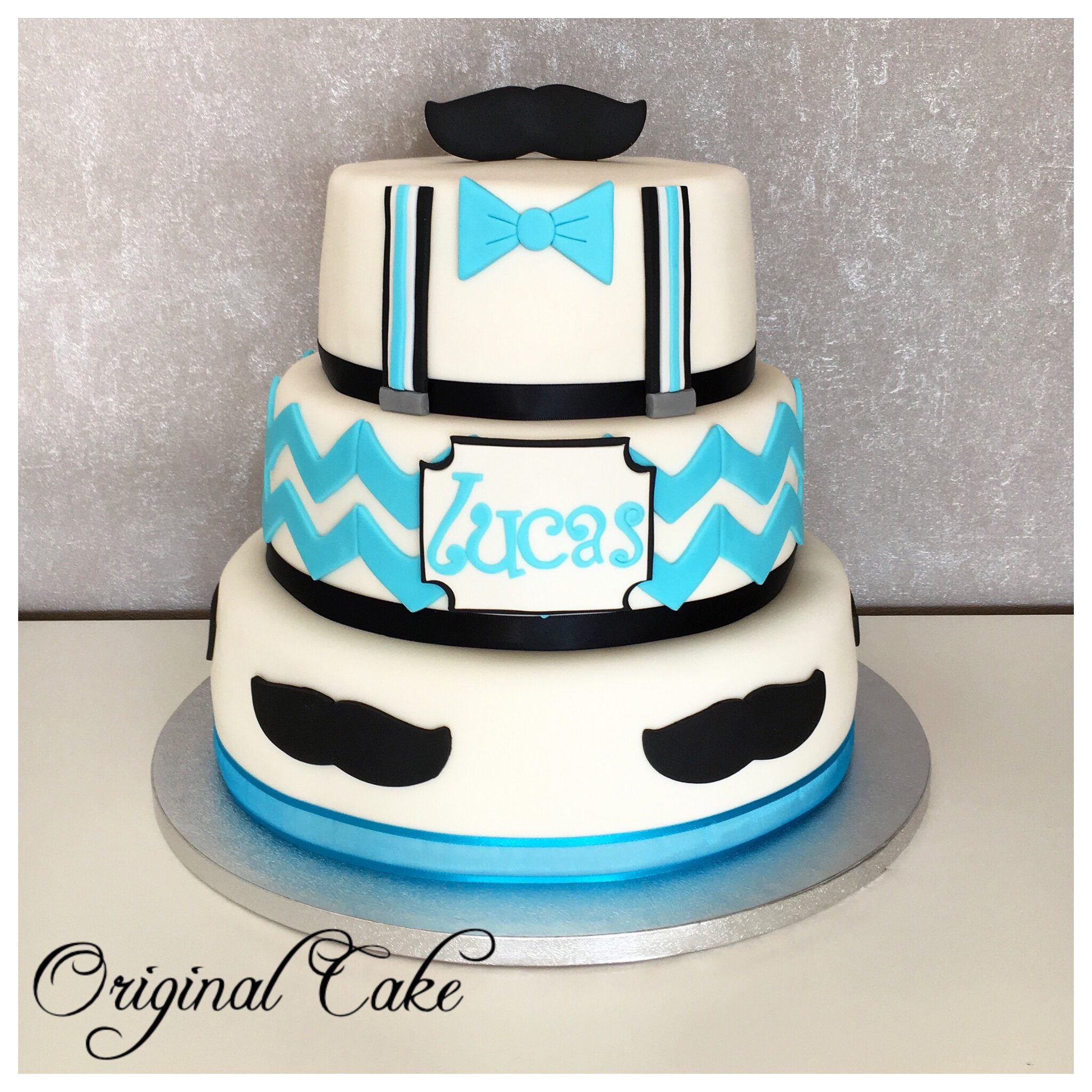 Piece Montee Naissance Theme Moustache Original Cake