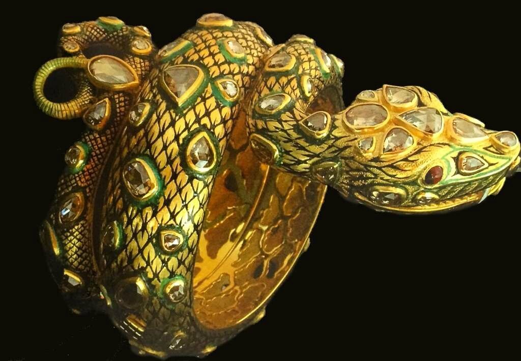 Магазин мастера серж энд света. Codognato венецианские украшения. Serge Sorokko Gallery.