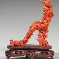 Groupes, statuettes et pendentif en corail rouge et corail rose. chine, xxe siècle