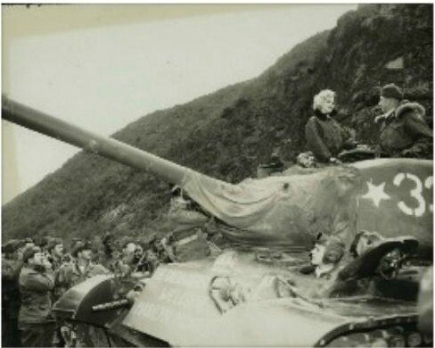 1954-02-17-korea-grenadier_palace-tank-011-1