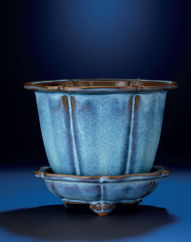 An important and rare mallow-shaped 'numbered' Jun-glazed jardiniere with matching stand, Yuan-Ming dynasty, 14th-15th century