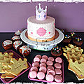 Buffet d'anniversaire princesse - gateau, muffins, macarons et sablés personnalisés