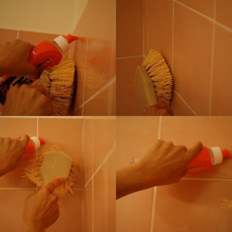 Comment nettoyer les joints de carrelage de sa salle de bain