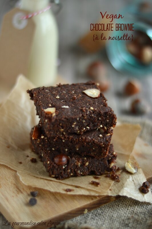 brownie vegan chocolat noisettes aux graines de chia 1